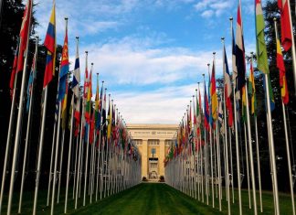 Jau šešios ES valstybės pasitraukė iš JTO Globalios Migracijos Susitarimo