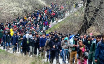 Tautinės organizacijos reikalauja nepasirašyti Globalios Migracijos Sutarties